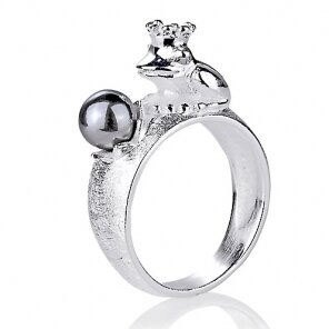 Heartbreaker Ring Froggy, graue Perle